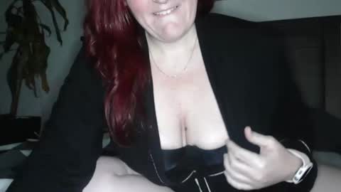 SouthernElle online show from 03.12.25