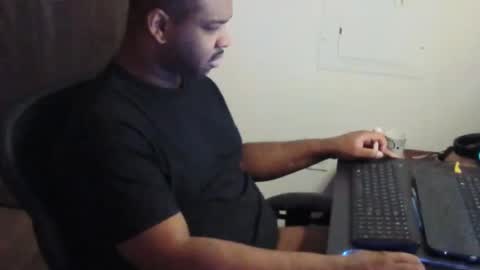 Snapshot of southernfuckery chatting on 12.15.24 Infamous Damon Jerico online show from 12.15.24