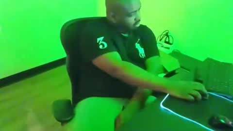 Snapshot of southernfuckery chatting on 01.08.25 Infamous Damon Jerico online show from 01.08.25