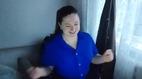 Snapshot of sovagloomy chatting on 01.10.26 sovagloomy online show from 01.10.26