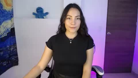 Snapshot of sowet00 chatting on 10.22.25 Ana  online show from 10.22.25