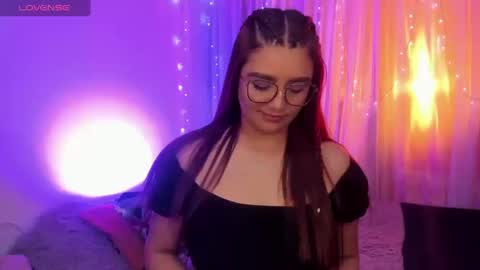 soy_anny_1 online show from 10.12.25