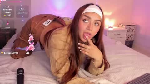 soy_anny_1 online show from 10.29.25