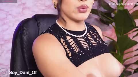 Daniela online show from 11.26.25