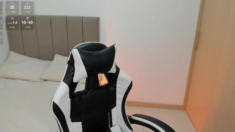 Instagram Soyamandaa  1 online show from 03.05.26