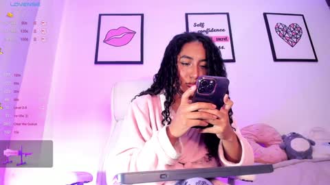 Juliana online show from 02.06.25