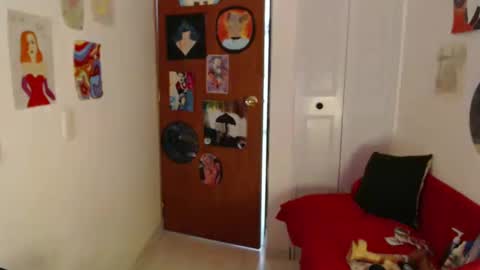 Nana Bela  online show from 09.14.25