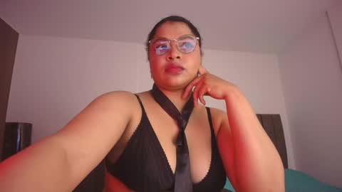   online show from 06.10.26