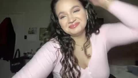 Soyoceanne online show from 04.18.26