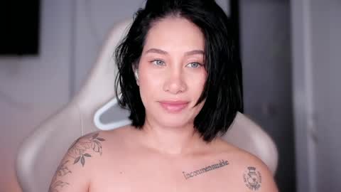 Snapshot of soytulu_ chatting on 05.06.26 brisa s online show from 05.06.26