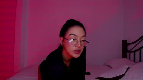 Snapshot of soyvane chatting on 02.10.26 VANESSA online show from 02.10.26