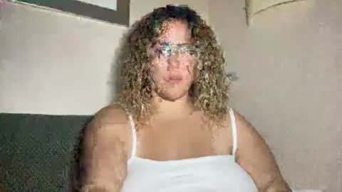 Snapshot of spacebunsxxx chatting on 12.25.24 spacebunsxxx online show from 12.25.24