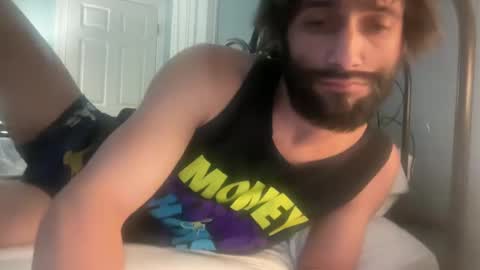 Snapshot of spacecase843 chatting on 01.22.25 TrndSettrz online show from 01.22.25