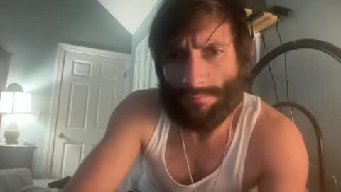 Snapshot of spacecase843 chatting on 02.06.25 TrndSettrz online show from 02.06.25