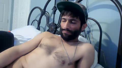 Snapshot of spacecase843 chatting on 02.11.25 TrndSettrz online show from 02.11.25