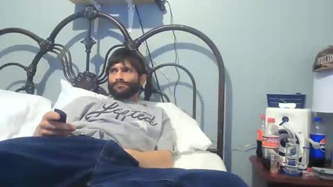 Snapshot of spacecase843 chatting on 03.09.25 TrndSettrz online show from 03.09.25