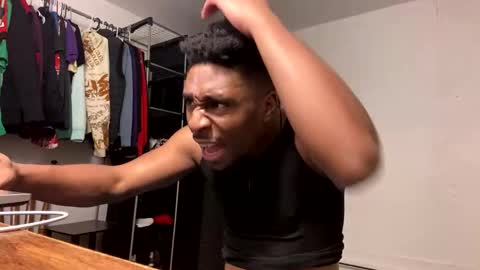 Snapshot of spacepaa chatting on 12.19.24 orezz online show from 12.19.24