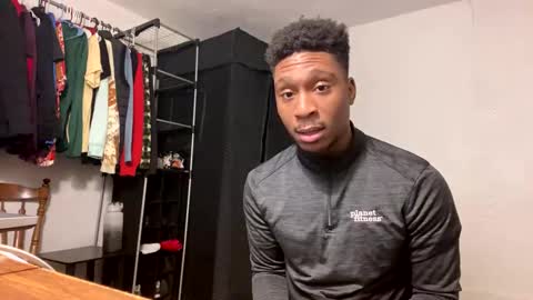 Snapshot of spacepaa chatting on 12.19.24 orezz online show from 12.19.24