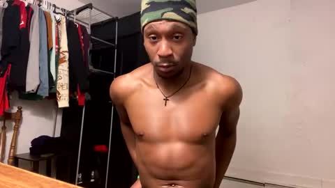 Snapshot of spacepaa chatting on 12.27.24 orezz online show from 12.27.24