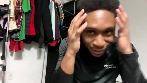 Snapshot of spacepaa chatting on 01.11.25 orezz online show from 01.11.25