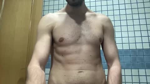 Snapshot of spainmenhot69 chatting on 04.21.26 spainmenhot69 online show from 04.21.26