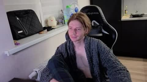 Snapshot of spaisenok chatting on 07.06.26 Mike online show from 07.06.26