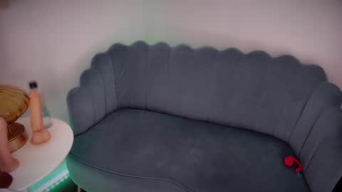 Snapshot of spankamber chatting on 04.25.26 AmberSpanks online show from 04.25.26