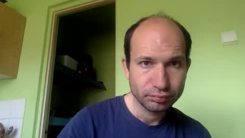 Snapshot of sparei7 chatting on 04.25.26 Snaiky online show from 04.25.26