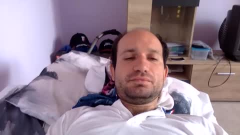 Snapshot of sparei7 chatting on 05.13.26 Snaiky online show from 05.13.26