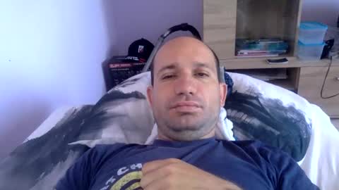 Snapshot of sparei7 chatting on 05.18.26 Snaiky online show from 05.18.26
