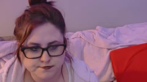 Snapshot of sparklelove69 chatting on 05.16.26 Scottietee online show from 05.16.26