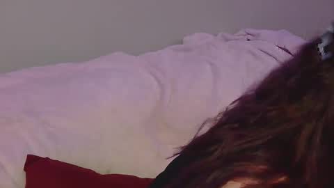 Snapshot of sparklelove69 chatting on 05.17.26 Scottietee online show from 05.17.26