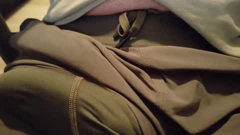 sparklenuts17 online show from 12.18.24