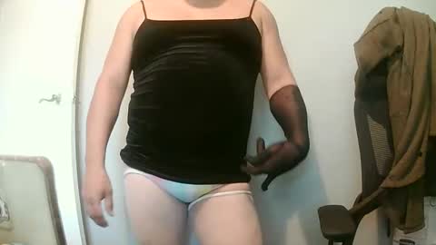 Snapshot of sparkles859037 chatting on 11.23.25 sparkles859037 online show from 11.23.25
