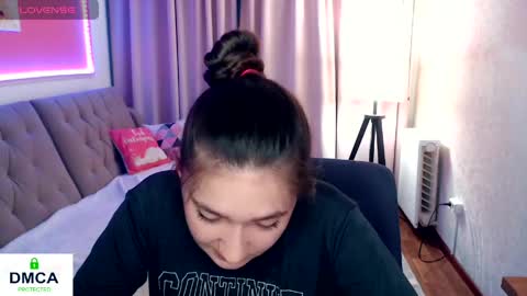 Ilona online show from 04.14.26