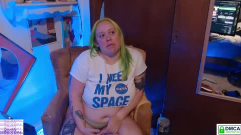 Snapshot of sparklybisexual chatting on 10.23.25 sparklybisexual online show from 10.23.25