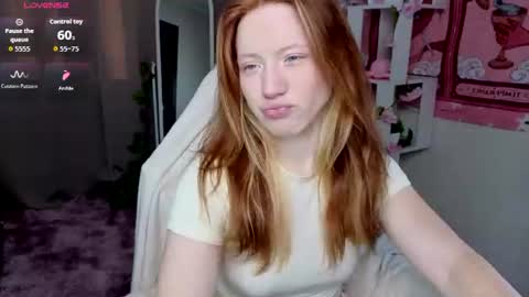 Snapshot of sparky_fox chatting on 07.28.26 Nika online show from 07.28.26
