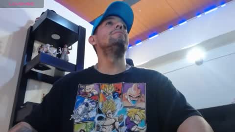 Snapshot of spartacus_cam chatting on 12.04.24     online show from 12.04.24