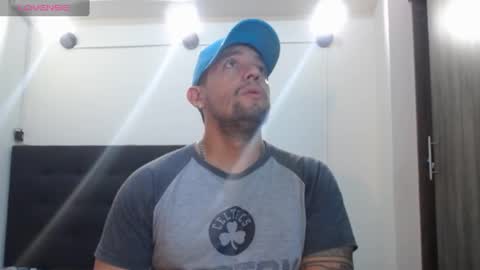 Snapshot of spartacus_cam chatting on 12.06.24     online show from 12.06.24