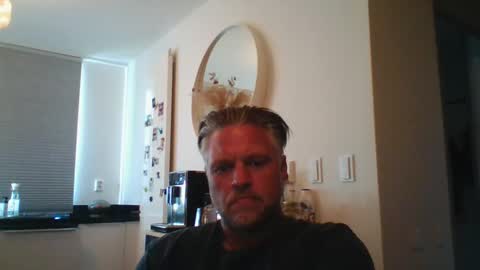 DutchDude online show from 04.21.26