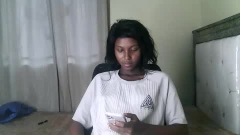 Snapshot of spicebae256 chatting on 09.18.25 Smiles online show from 09.18.25