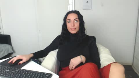 Carla online show from 01.27.25