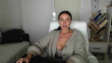 Carla online show from 10.01.25