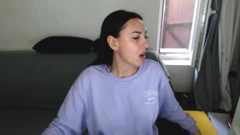 Snapshot of spicemint chatting on 04.05.26 Carla online show from 04.05.26