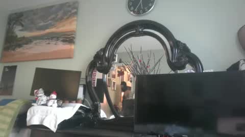 Snapshot of spicey_couple222 chatting on 01.16.25 spicey_couple222 online show from 01.16.25