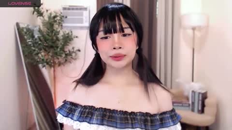 Snapshot of spicy_bunnyx chatting on 04.17.26 Kimmy online show from 04.17.26