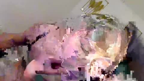 Snapshot of spicy_kinky chatting on 01.16.25 Alora online show from 01.16.25