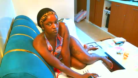 spicygal_ online show from 04.18.26