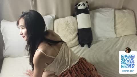 Tipsy online show from 10.14.25