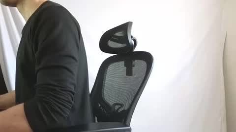 Snapshot of spider_0090 chatting on 04.18.26 Marco. When Im offline you can view premium content in bio online show from 04.18.26